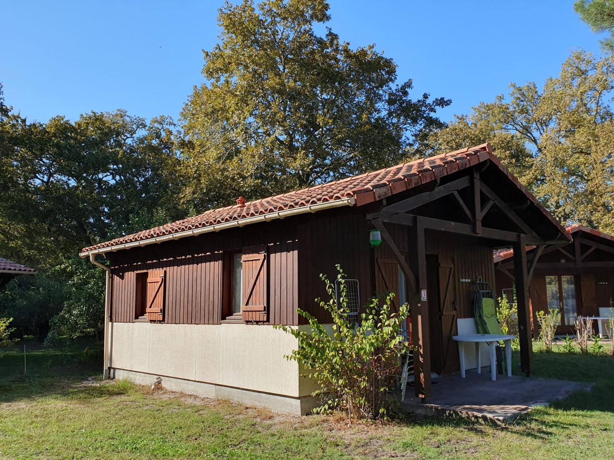 Les Chalets Du Gelat, Nature Et Calme Noaillan Ngoại thất bức ảnh